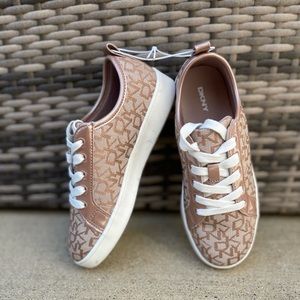 🔥🔥DKNY🔥🔥